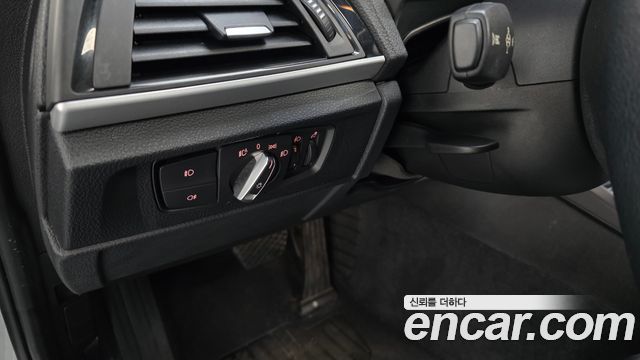 BMW 1 Series (F20) 118d Urban 5Dr 2013 — фото 18