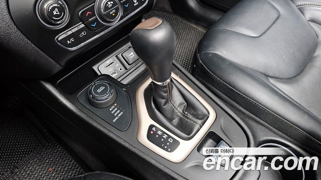 Jeep Cherokee (KL) 2.4 Longitude AWD 2017 — фото 9