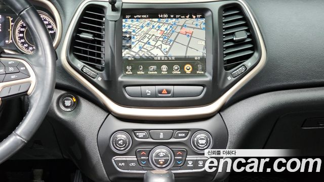 Jeep Cherokee (KL) 2.4 Longitude AWD 2017 — фото 13