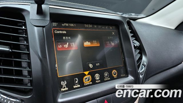 Jeep Cherokee (KL) 2.4 Longitude AWD 2017 — фото 16