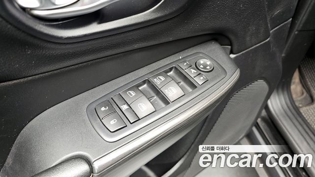 Jeep Cherokee (KL) 2.4 Longitude AWD 2017 — фото 18