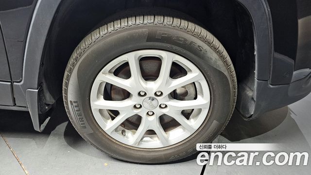 Jeep Cherokee (KL) 2.4 Longitude AWD 2017 — фото 21