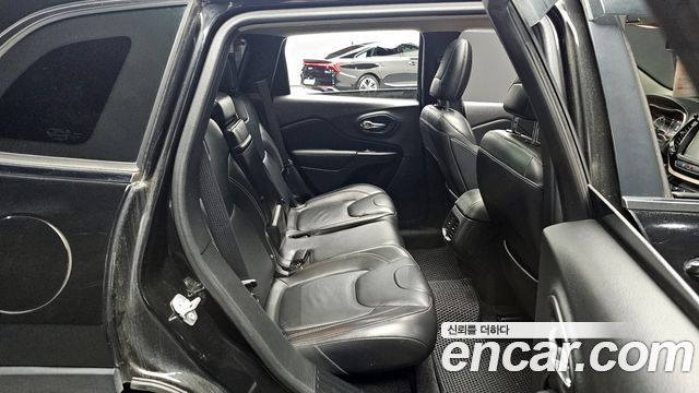 Jeep Cherokee (KL) 2.4 Longitude AWD 2017 — фото 26