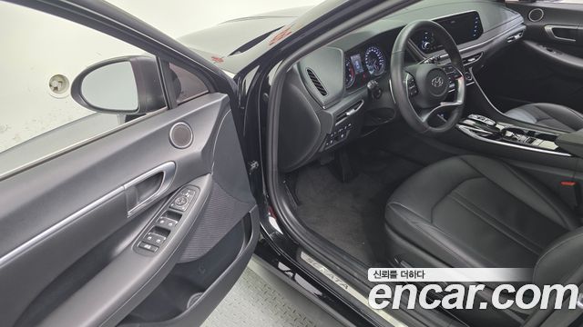 Hyundai Sonata (DN8) 2.0 Premium 2021 — фото 11