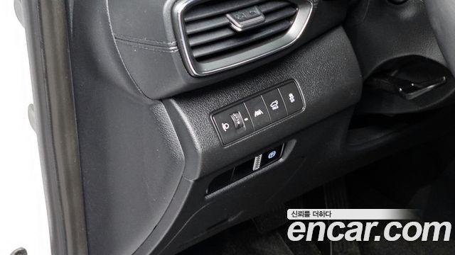 Hyundai Santa Fe HEV 1.6 2WD Exclusive 2023 — фото 14