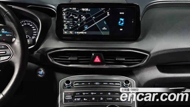 Hyundai Santa Fe HEV 1.6 2WD Exclusive 2023 — фото 15