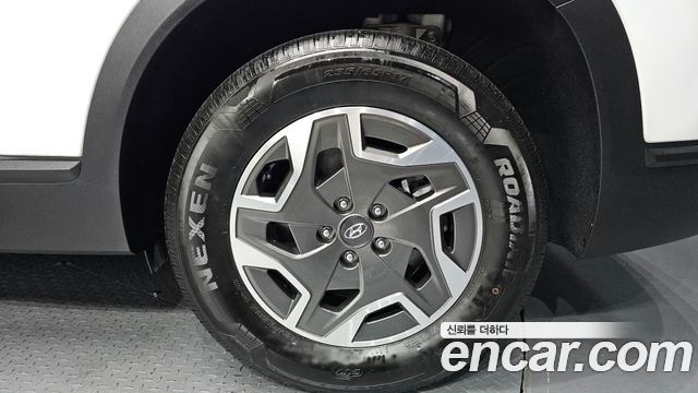 Hyundai Santa Fe HEV 1.6 2WD Exclusive 2023 — фото 21