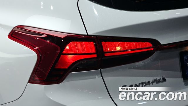 Hyundai Santa Fe HEV 1.6 2WD Exclusive 2023 — фото 23