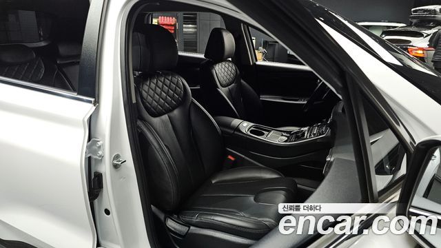 Hyundai Santa Fe HEV 1.6 2WD Exclusive 2023 — фото 26