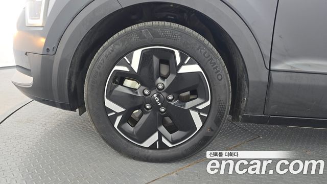 Kia Niro EV Air 2024 — фото 5