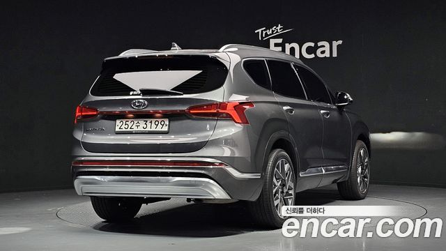 Hyundai Santa Fe Diesel 2.2 2WD Calligraphy 2021 — фото 2