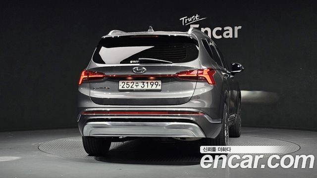 Hyundai Santa Fe Diesel 2.2 2WD Calligraphy 2021 — фото 4