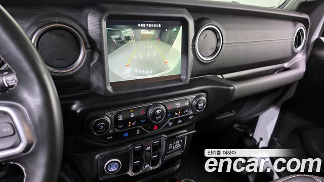 Jeep Wrangler (JL) 2.0 Overland 4Door 4xe 2022 — фото 22