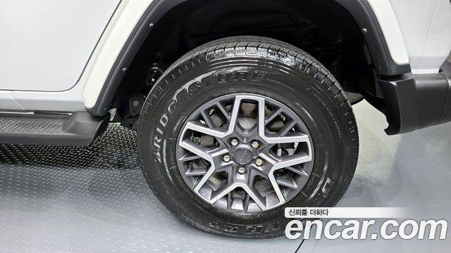 Jeep Wrangler (JL) 2.0 Overland 4Door 4xe 2022 — фото 27