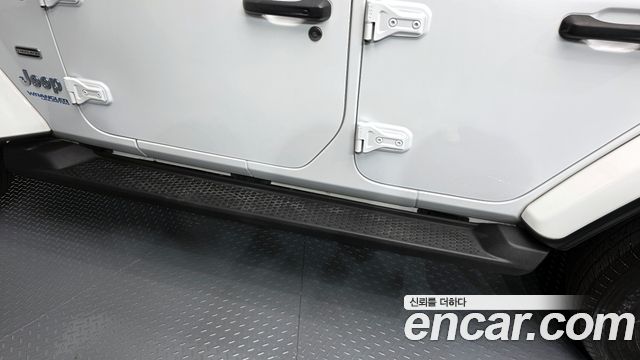 Jeep Wrangler (JL) 2.0 Overland 4Door 4xe 2022 — фото 39