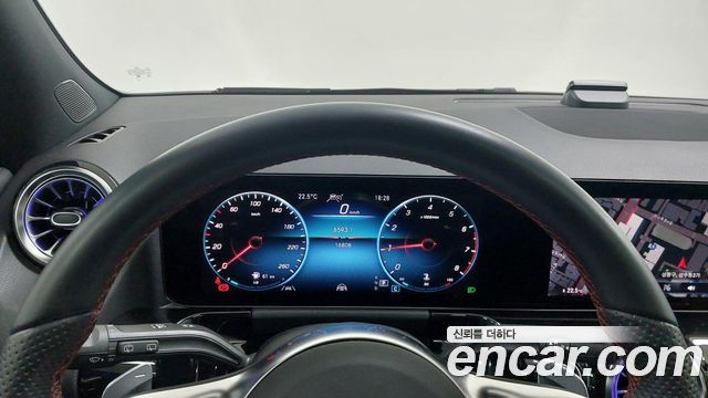 Mercedes-Benz GLA-Class (H247) GLA250 4MATIC 2023 — фото 8