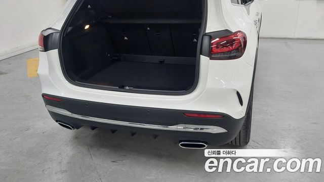 Mercedes-Benz GLA-Class (H247) GLA250 4MATIC 2023 — фото 15