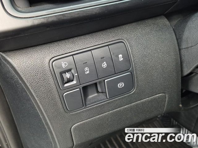 Hyundai Staria Cargo 5-Seater Modern 2022 — фото 21