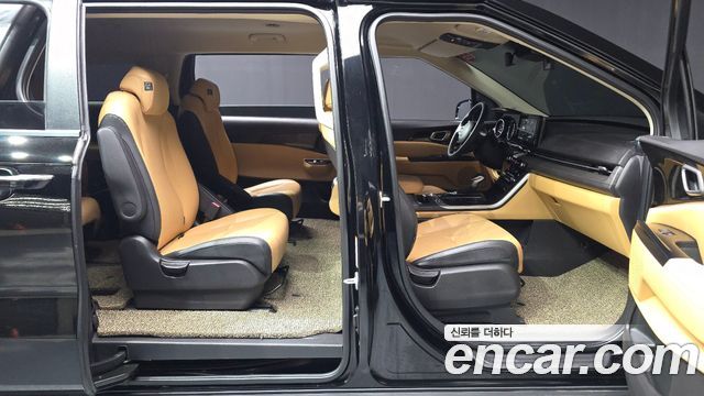 Kia Carnival (IV) Gasoline 9-Seater Prestige 2023 — фото 11