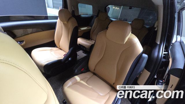 Kia Carnival (IV) Gasoline 9-Seater Prestige 2023 — фото 12