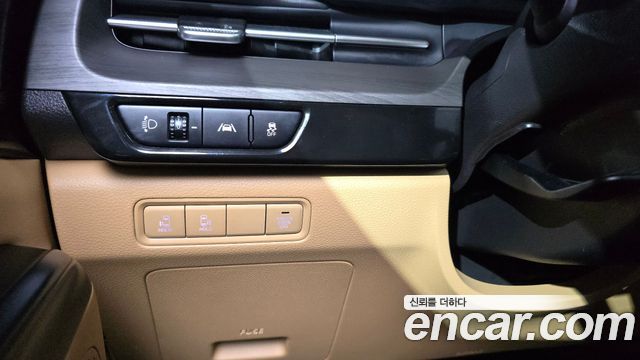 Kia Carnival (IV) Gasoline 9-Seater Prestige 2023 — фото 17