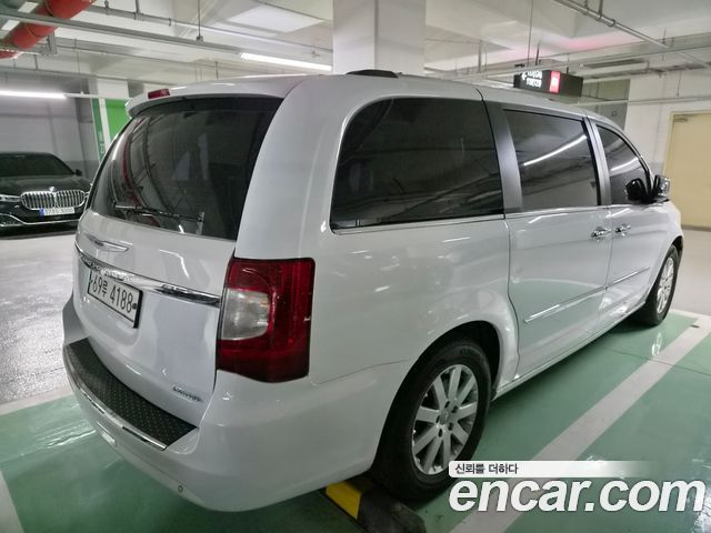 Chrysler Grand Voyager 3.6 LIMITED 2014 — фото 4