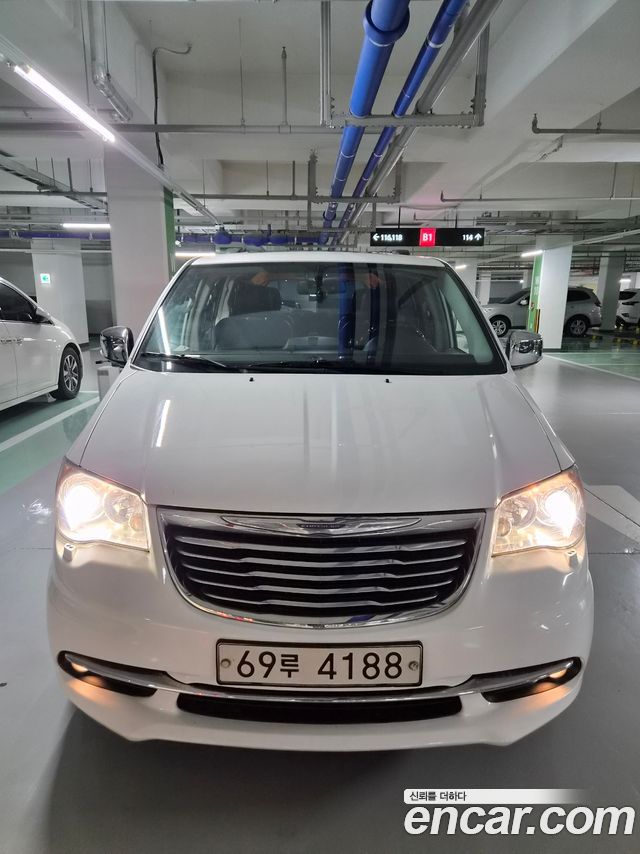 Chrysler Grand Voyager 3.6 LIMITED 2014 — фото 14