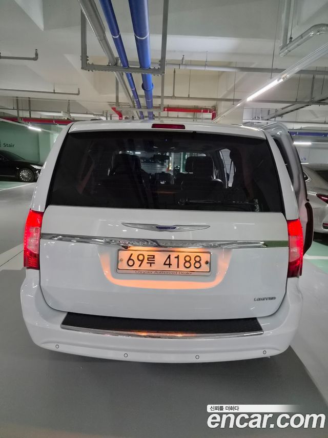 Chrysler Grand Voyager 3.6 LIMITED 2014 — фото 15