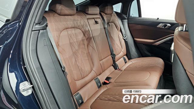 BMW X6 (G06) xDrive40i M Sport 2024 — фото 12
