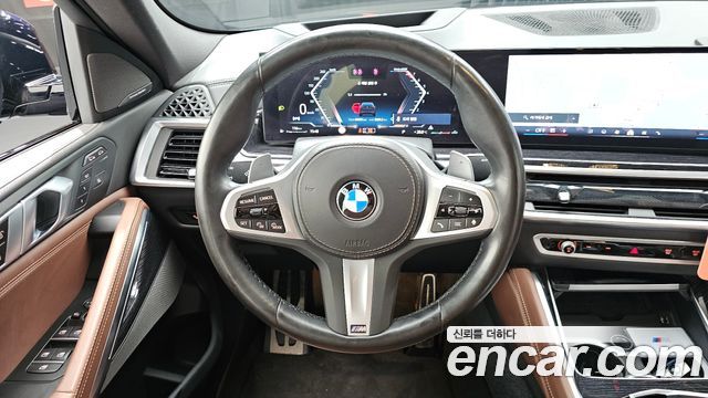 BMW X6 (G06) xDrive40i M Sport 2024 — фото 13