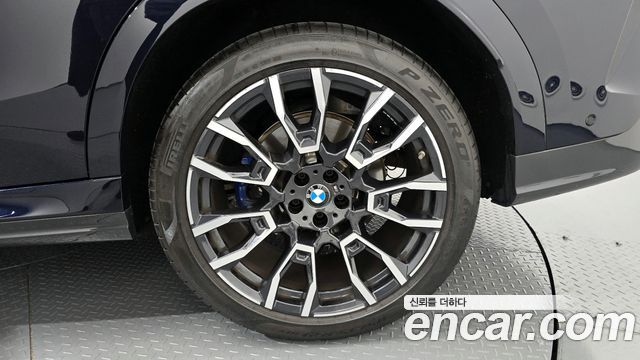 BMW X6 (G06) xDrive40i M Sport 2024 — фото 21