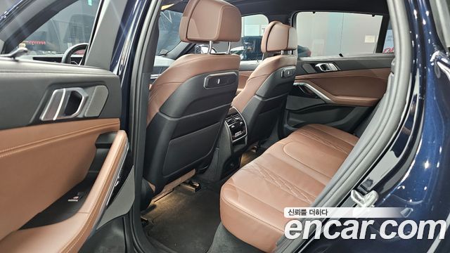 BMW X6 (G06) xDrive40i M Sport 2024 — фото 26