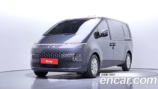 Hyundai Staria L3.5 Cargo 5-Seater Modern 2023 — фото 1