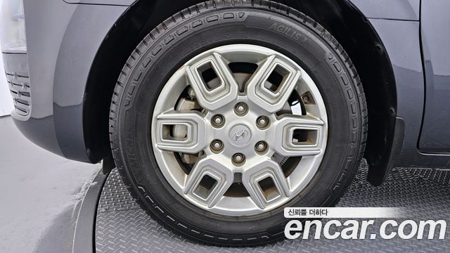 Hyundai Staria L3.5 Cargo 5-Seater Modern 2023 — фото 5