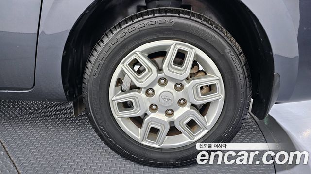 Hyundai Staria L3.5 Cargo 5-Seater Modern 2023 — фото 21
