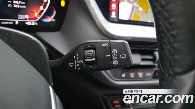 BMW 1 Series (F40) 120i Sports 2022 — фото 20
