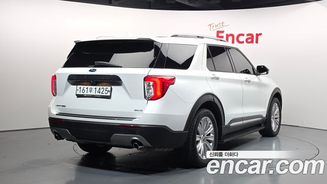 Ford Explorer (VI) 2.3 LimIted 4WD 2020 — фото 2