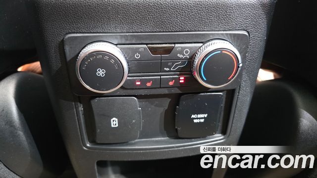 Ford Explorer (VI) 2.3 LimIted 4WD 2020 — фото 18