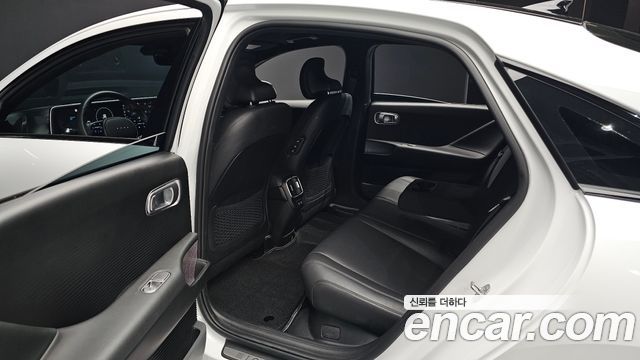 Hyundai Ioniq 6 Long Range Prestige 2023 — фото 12
