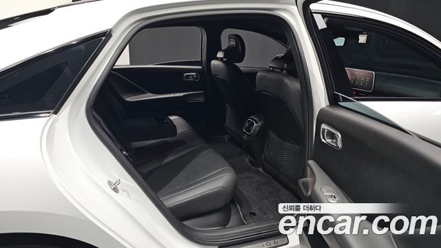 Hyundai Ioniq 6 Long Range Prestige 2023 — фото 26