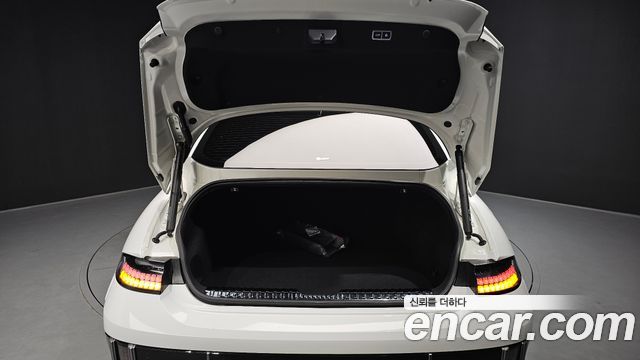 Hyundai Ioniq 6 Long Range Prestige 2023 — фото 33
