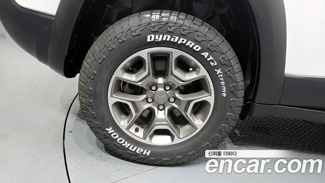 Jeep Cherokee (KL) 3.2 Trailhawk AWD 2021 — фото 5