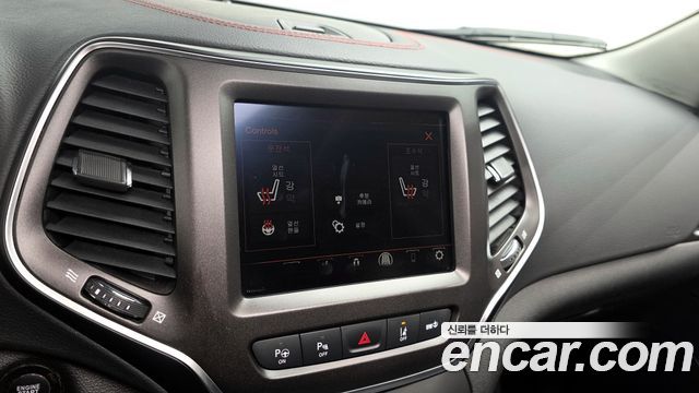 Jeep Cherokee (KL) 3.2 Trailhawk AWD 2021 — фото 19