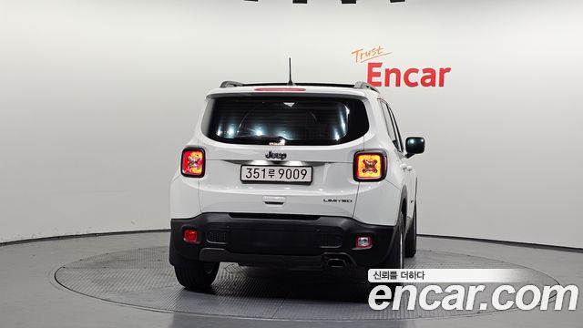 Jeep Renegade 2.4 Limited 2019 — фото 4