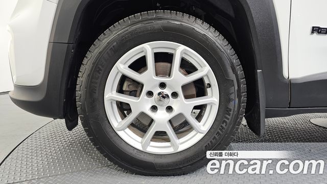Jeep Renegade 2.4 Limited 2019 — фото 5