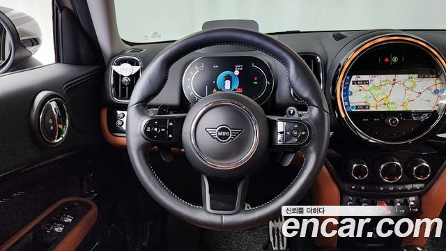 MINI Cooper S Countryman ALL4 Classic 2nd 2022 — фото 13