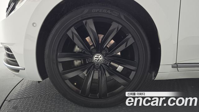 Volkswagen Arteon 2.0 TDI Prestige 2019 — фото 5