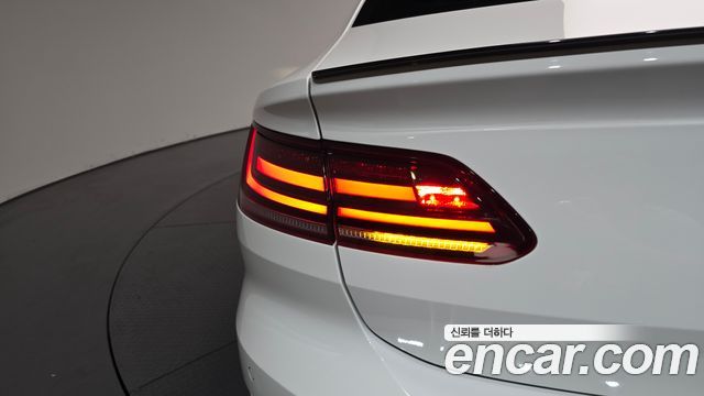 Volkswagen Arteon 2.0 TDI Prestige 2019 — фото 23