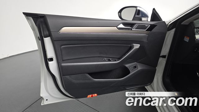 Volkswagen Arteon 2.0 TDI Prestige 2019 — фото 24