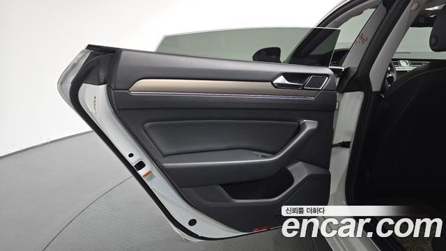 Volkswagen Arteon 2.0 TDI Prestige 2019 — фото 25